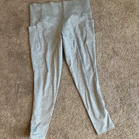 Athleta Salutation Stash Pocket Softluxe Tight - Picture 2 of 4